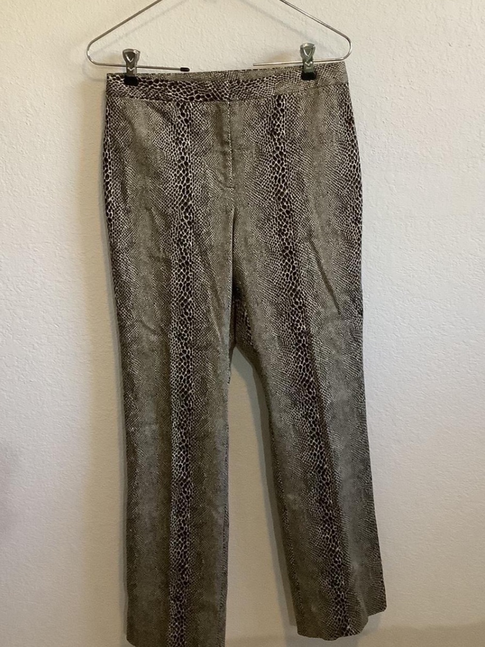 INC International Concepts Vintage Stretch Reptile Pants 70’s